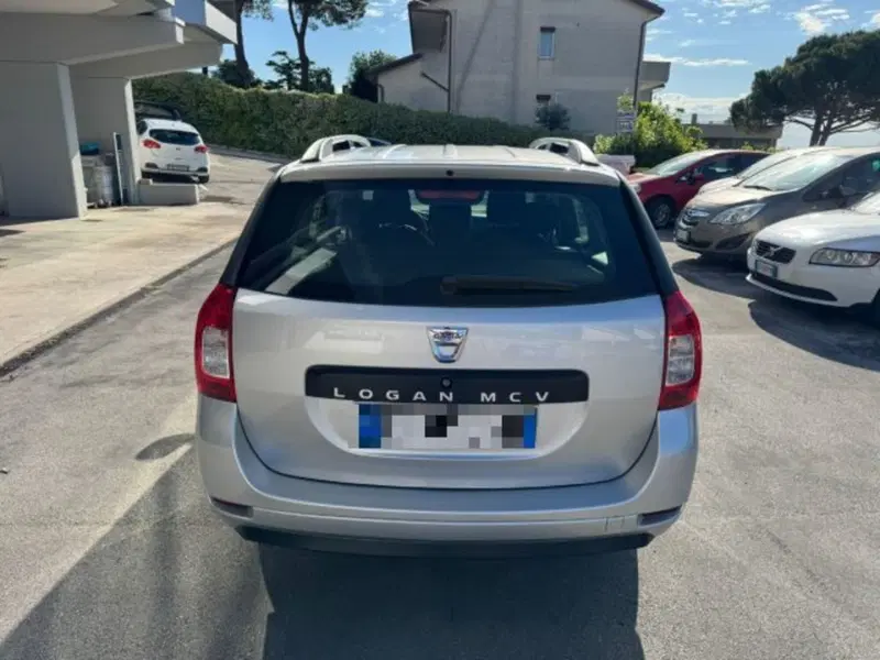 Dacia Logan usata a Macerata (5)