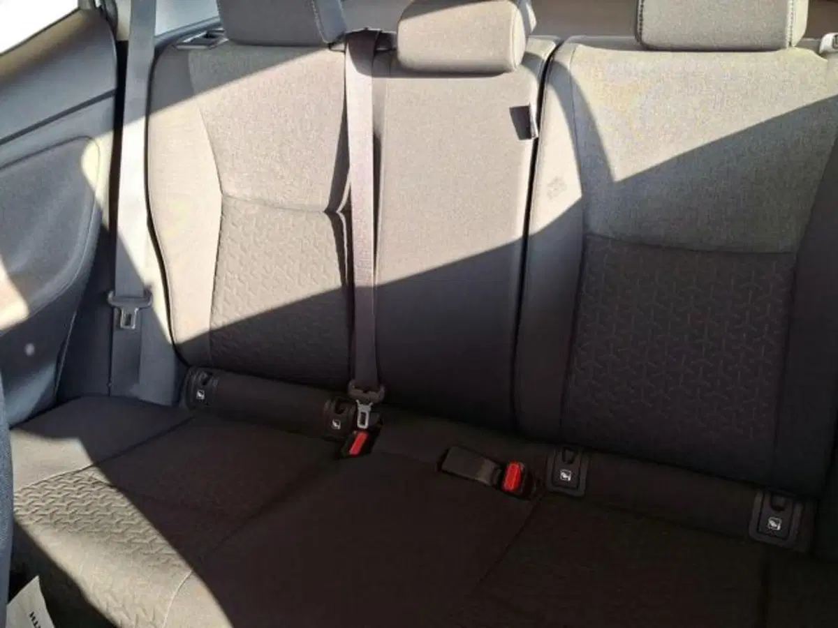 Toyota Yaris Cross usata a Roma (11)