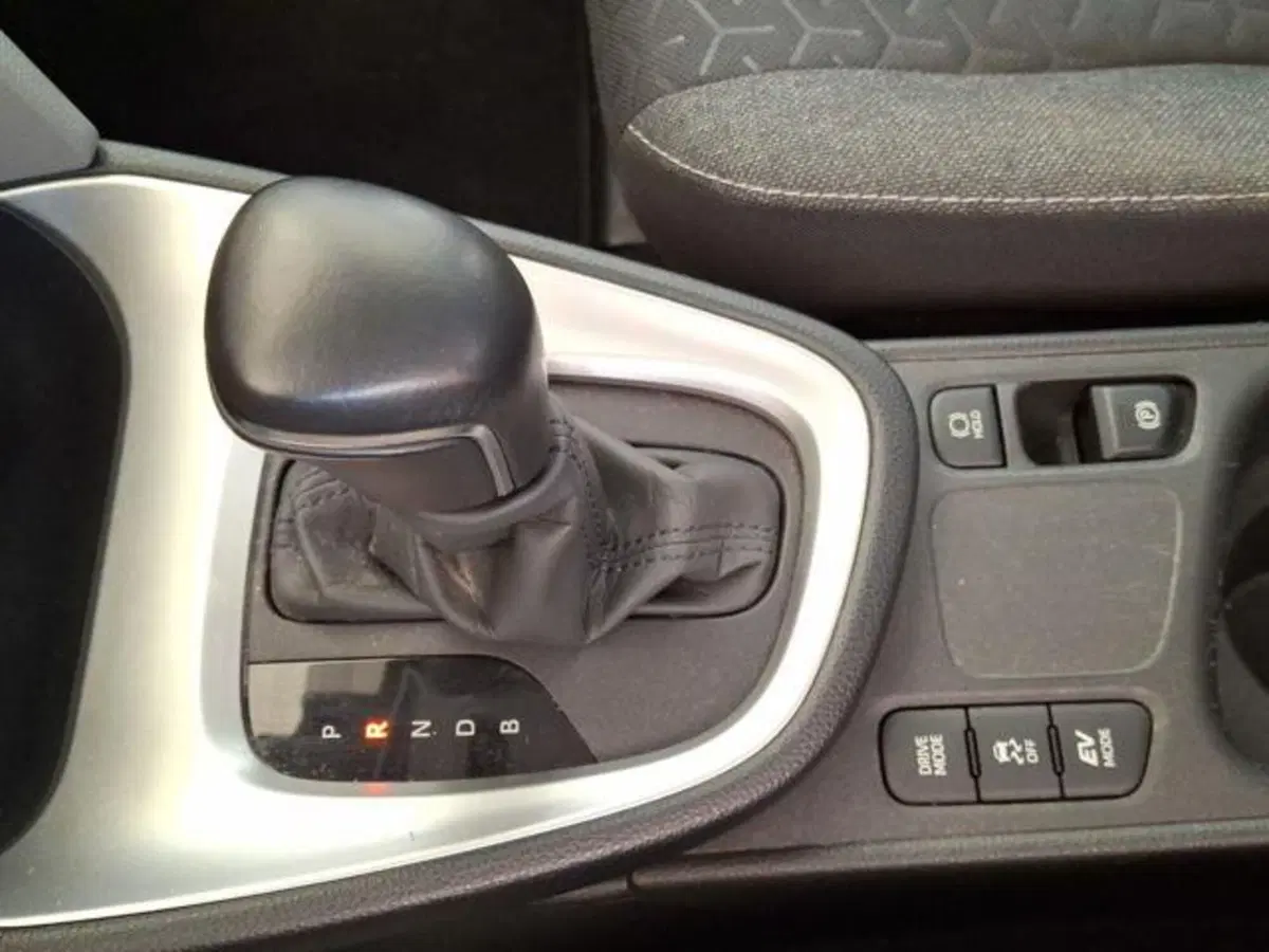 Toyota Yaris Cross usata a Roma (16)