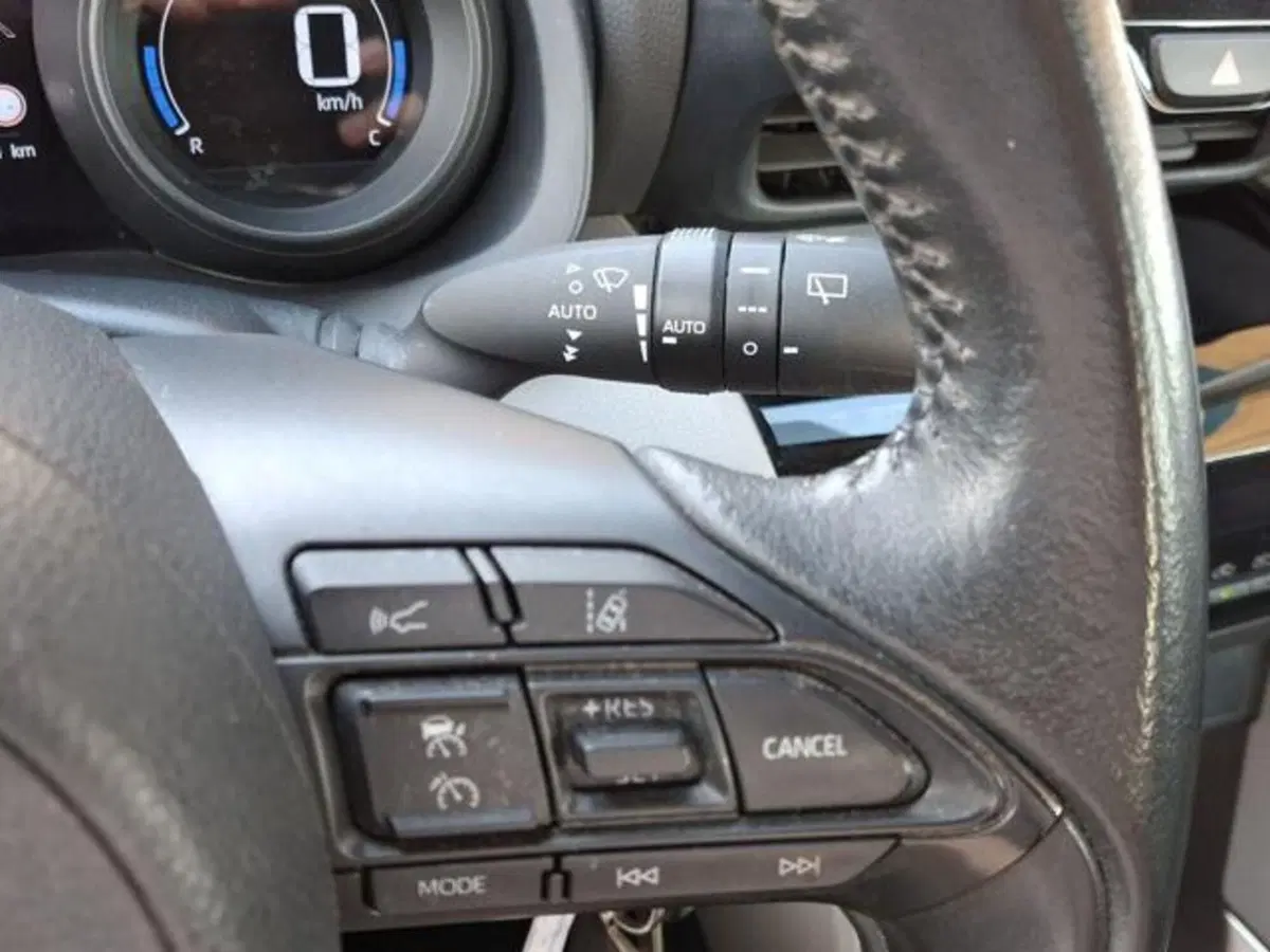 Toyota Yaris Cross usata a Roma (18)