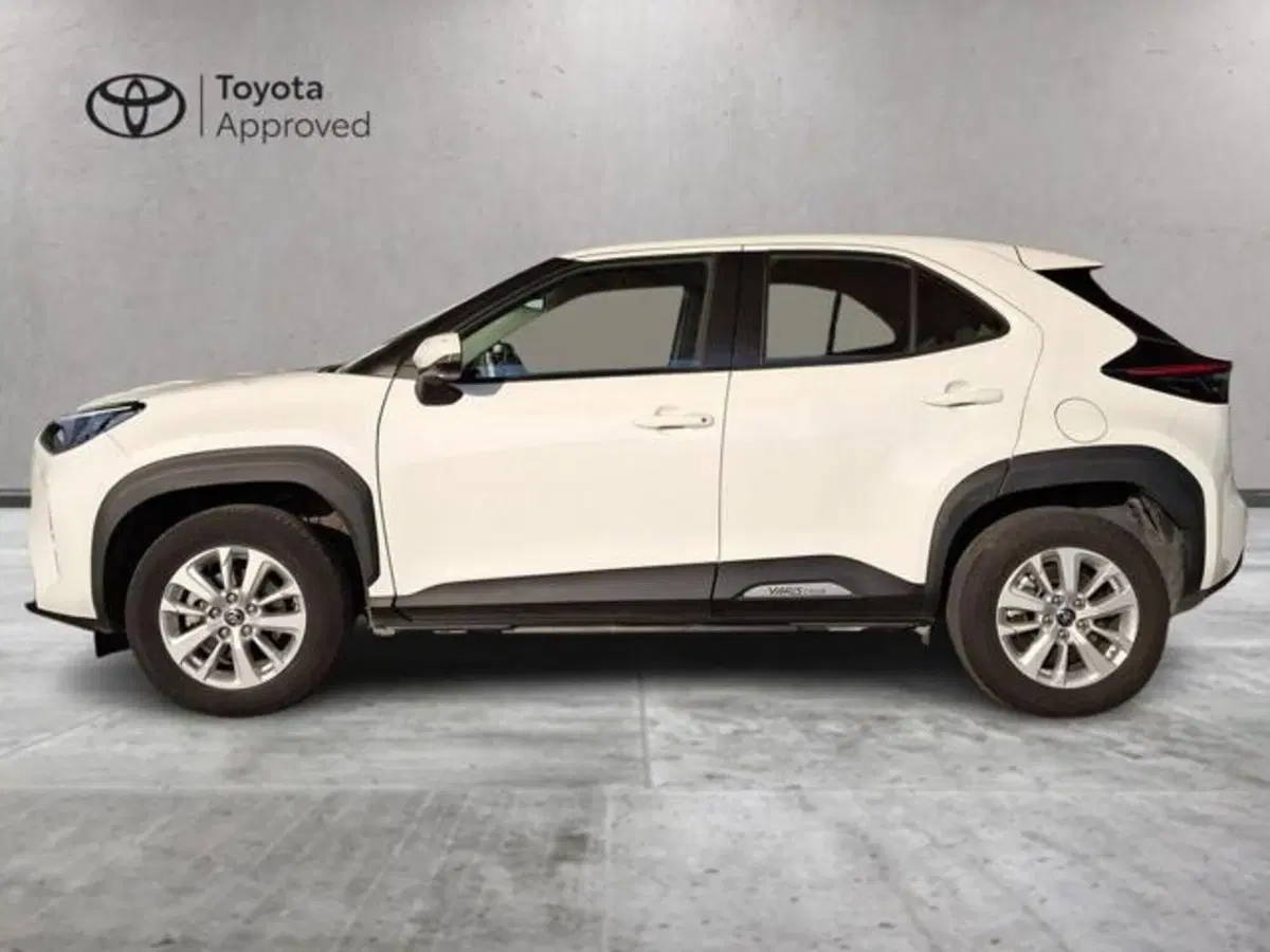 Toyota Yaris Cross usata a Roma (3)