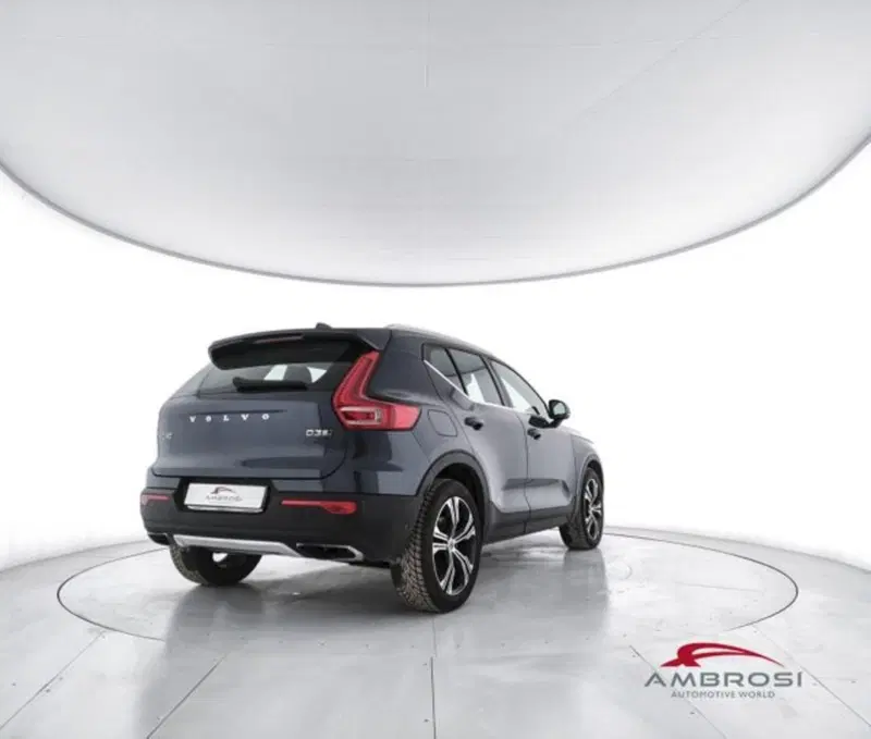 Volvo XC40 usata a Perugia (3)