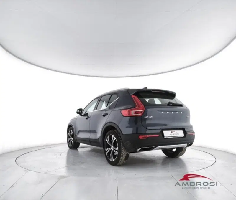 Volvo XC40 usata a Perugia (4)
