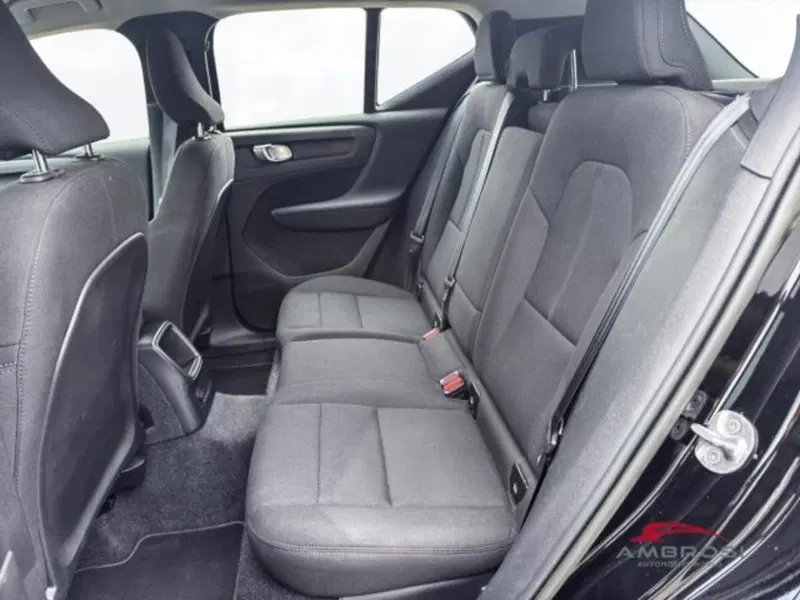 Volvo XC40 usata a Perugia (10)
