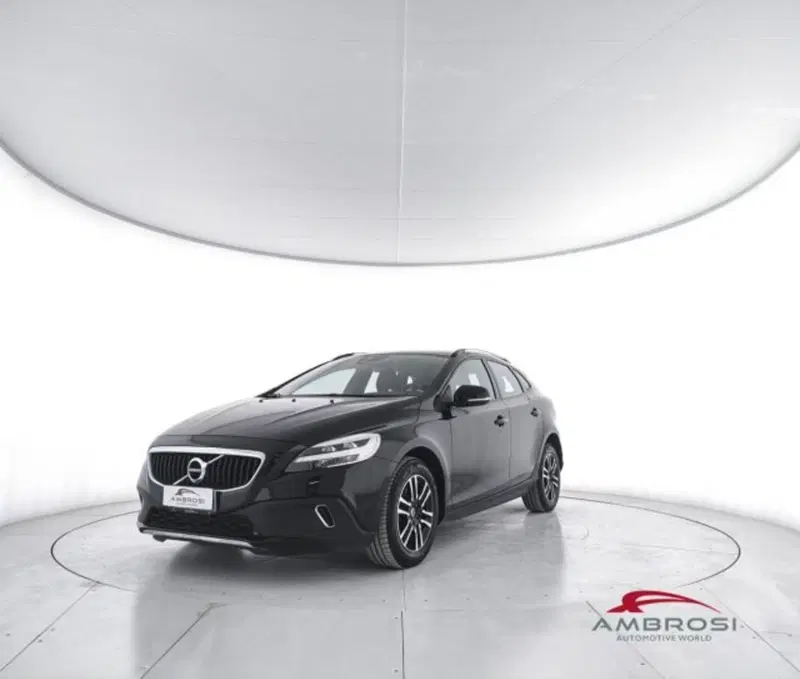 Volvo V40 Cross Country usata a Perugia