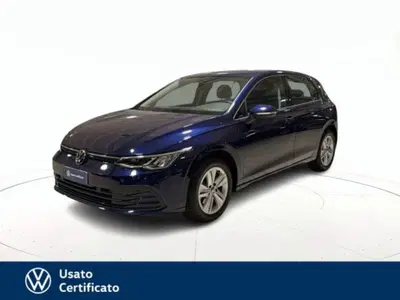 Volkswagen Golf Variant 1.0 eTSI EVO DSG Life del 2024 usata a Arzignano