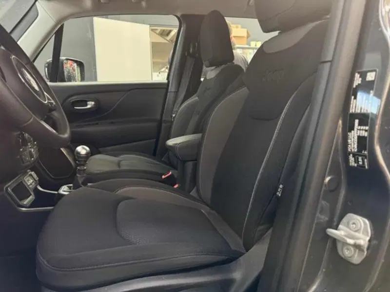 Jeep Renegade usata a Vercelli (14)