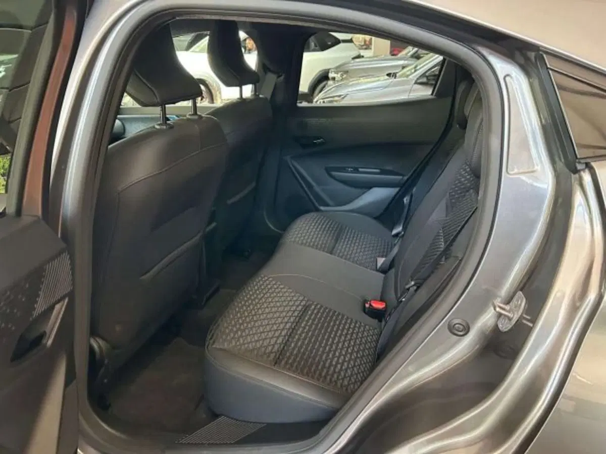 Renault Clio usata a Firenze (13)
