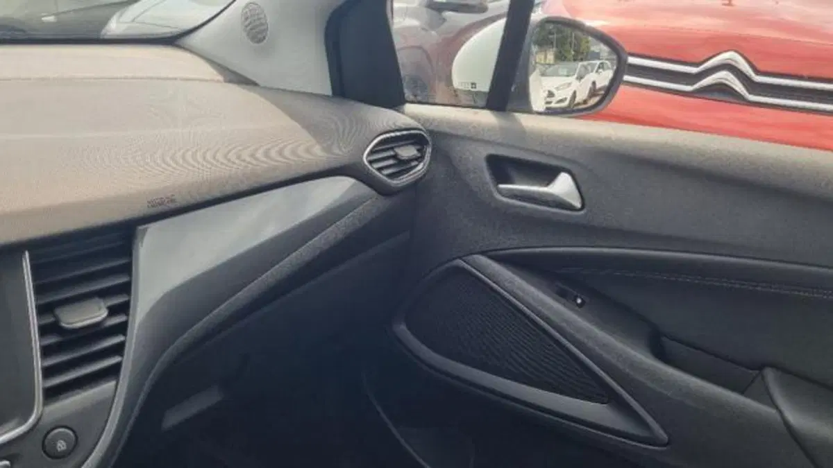 Opel Crossland usata a Savona (13)