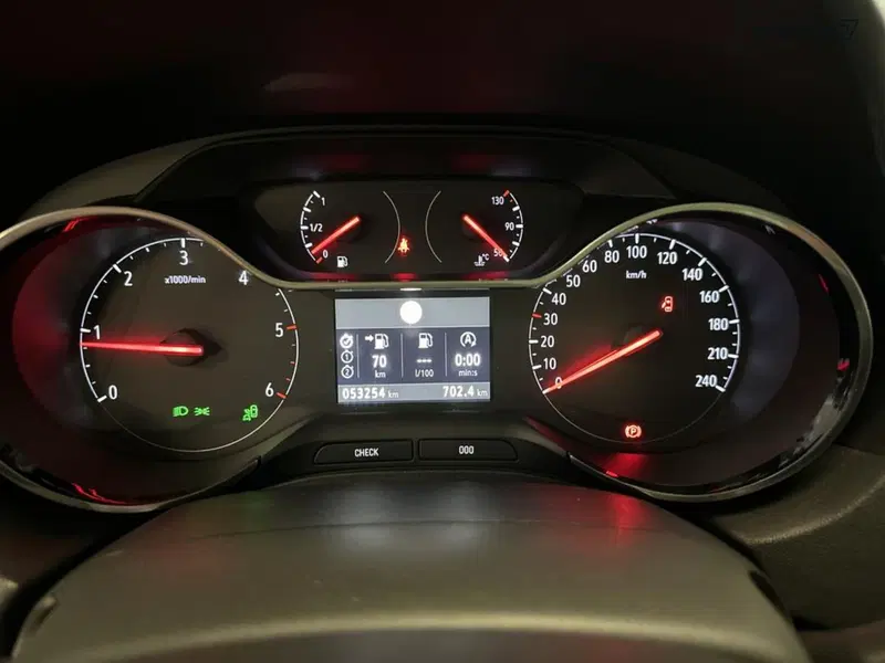 Opel Grandland X usata a Verona (13)