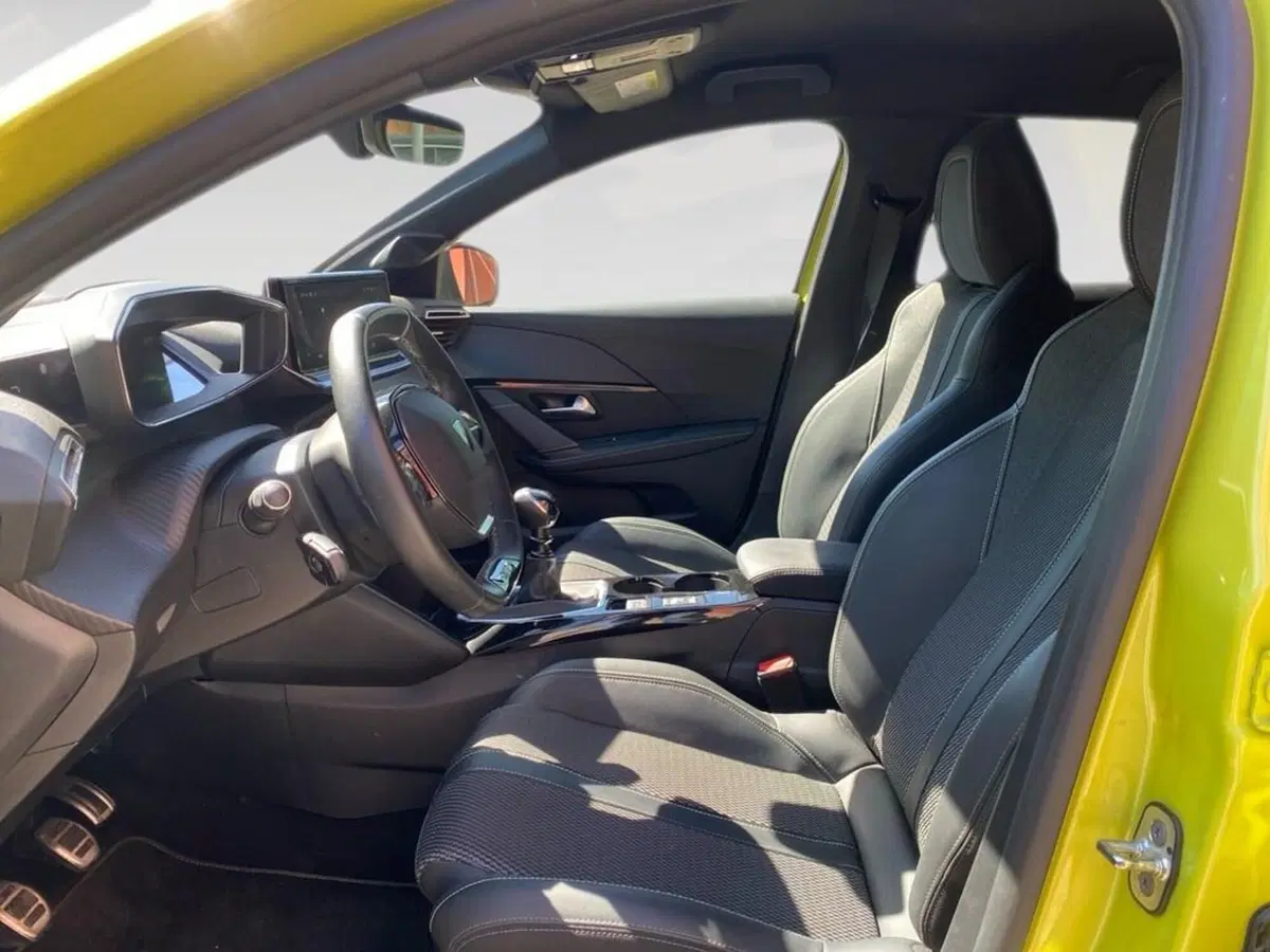 Peugeot 208 usata a Torino (7)