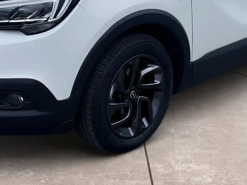 Opel Crossland X usata a Torino (15)