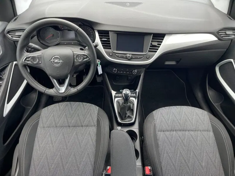Opel Crossland X usata a Torino (6)