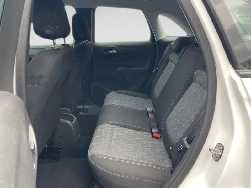 Opel Crossland X usata a Torino (8)