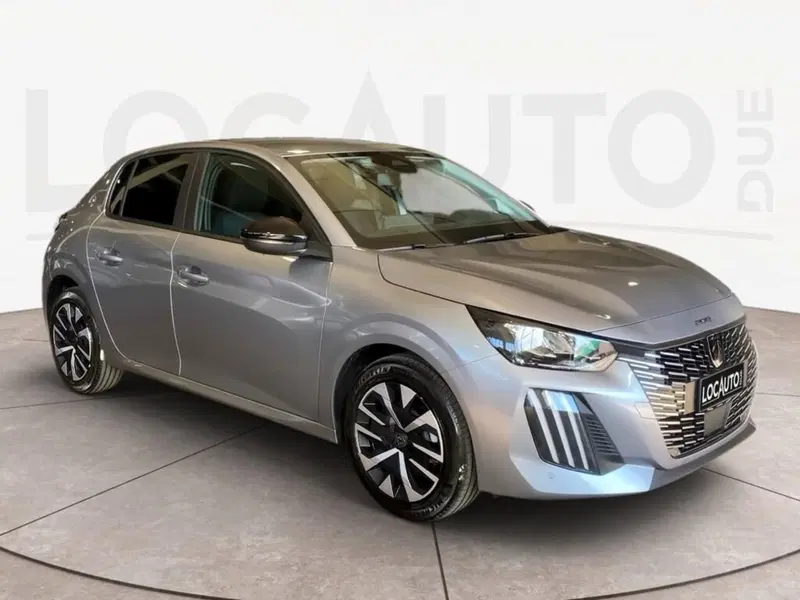 Peugeot 208 nuova a Torino (3)