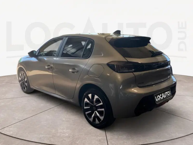 Peugeot 208 nuova a Torino (5)