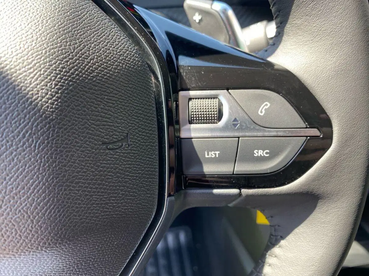 Peugeot 208 nuova a Torino (13)