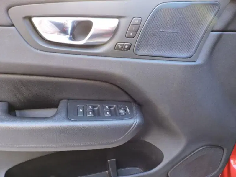 Volvo XC60 usata a Firenze (18)