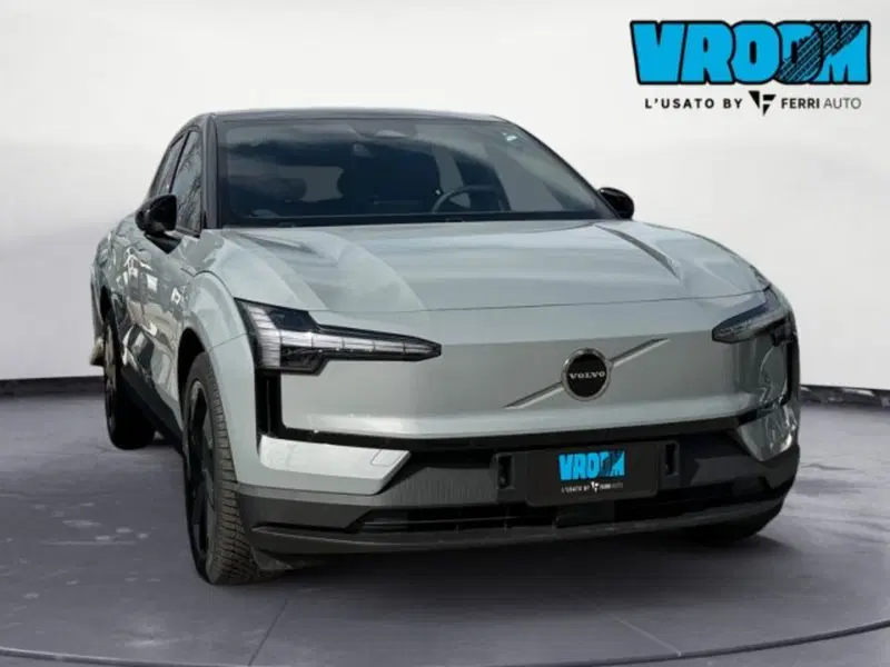 Volvo EX30 usata a Udine (3)