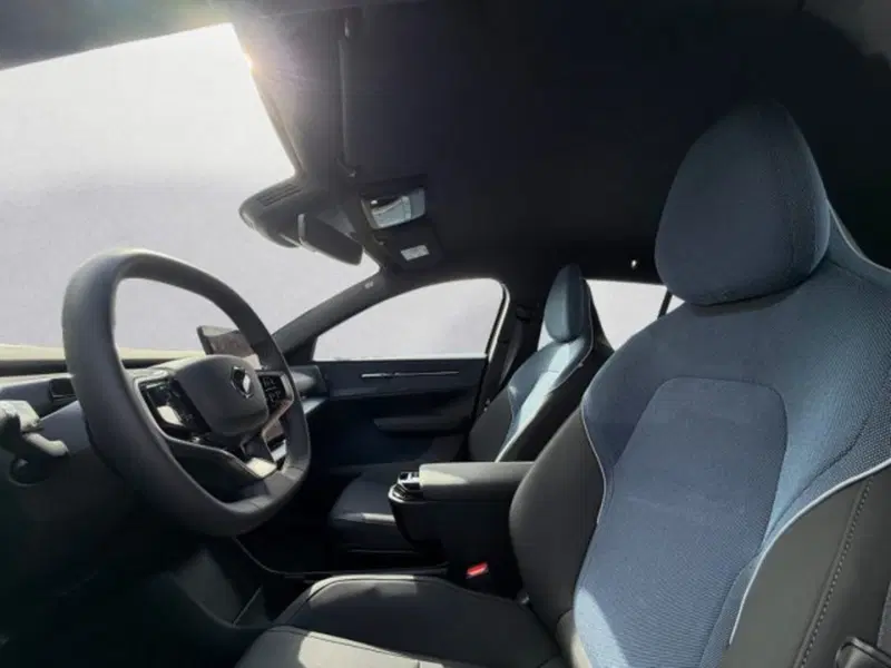 Volvo EX30 usata a Udine (7)