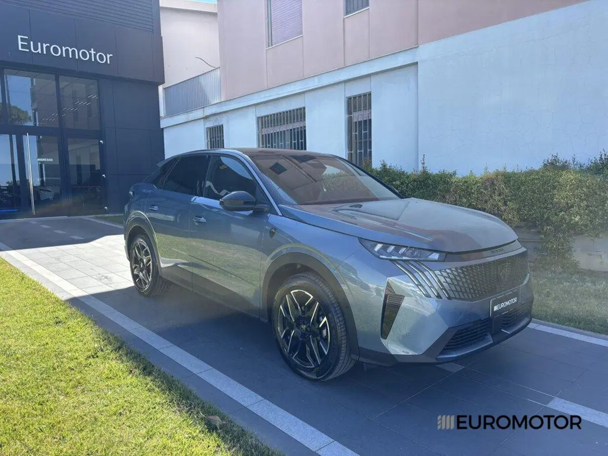 Peugeot 3008 usata a Bari (3)