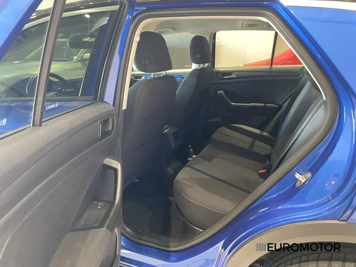 Volkswagen T-Roc usata a Bari (15)