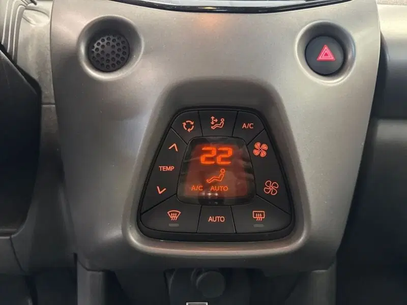 Toyota Aygo usata a Prato (16)