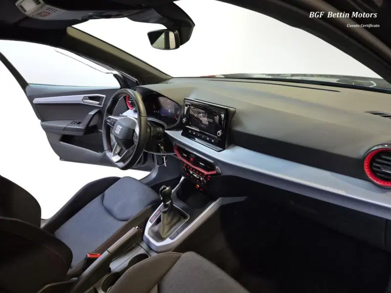 SEAT Arona usata a Padova (14)