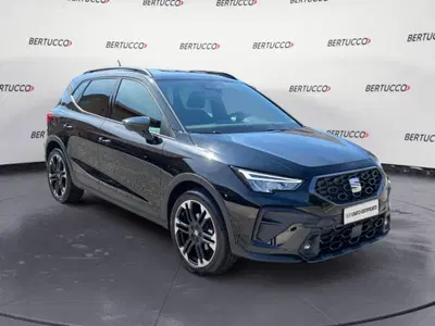 SEAT Arona 1.0 EcoTSI Black Edition nuova a Verona