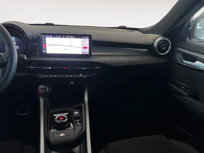 Alfa Romeo Tonale nuova a Verona (12)