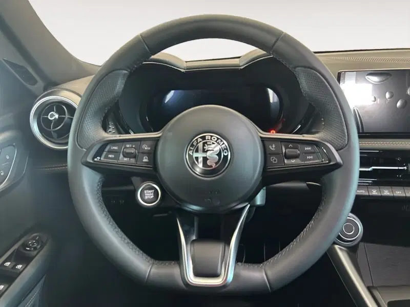 Alfa Romeo Tonale nuova a Verona (13)
