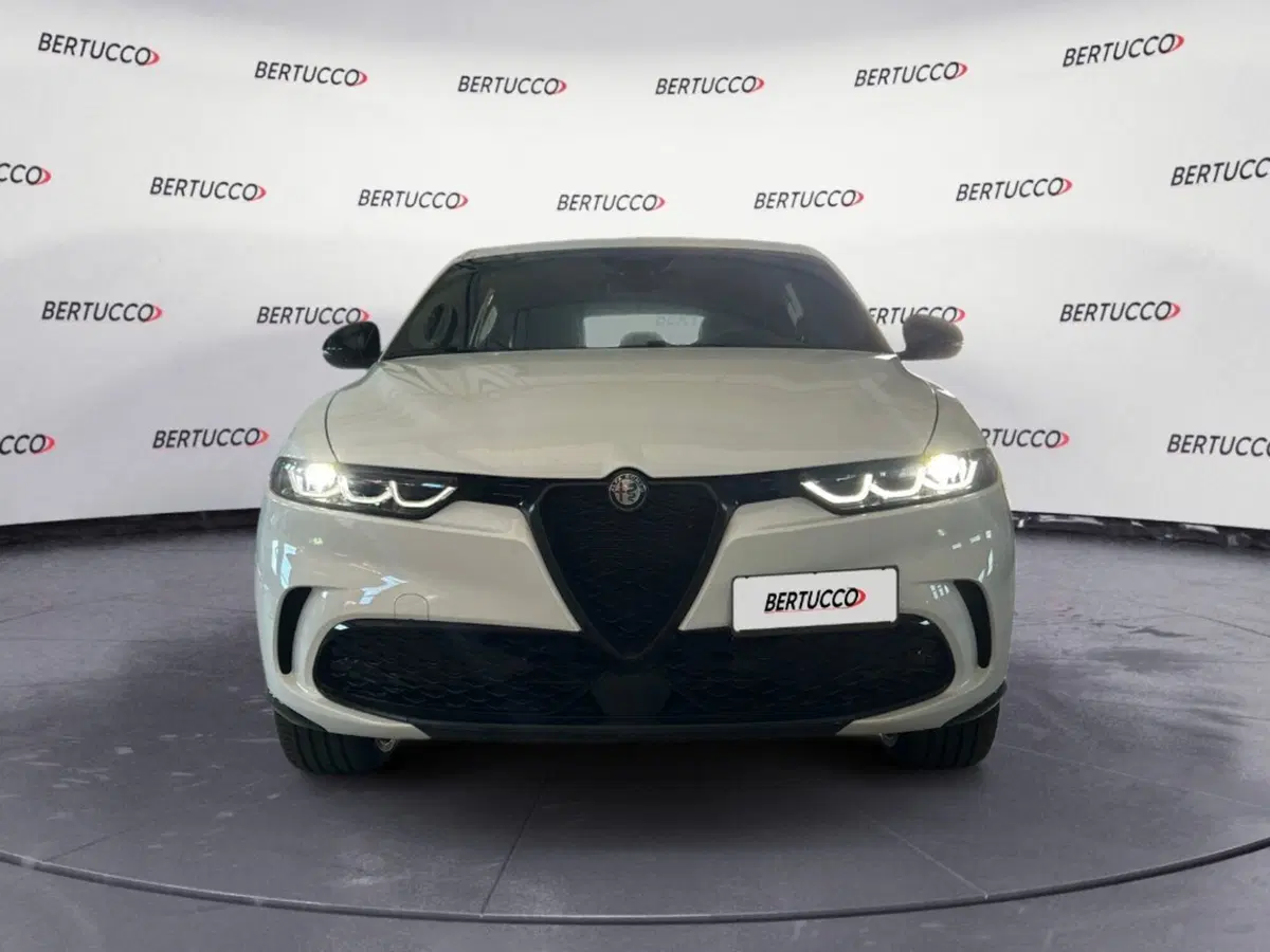 Alfa Romeo Tonale nuova a Verona (2)
