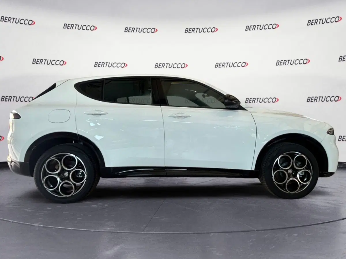 Alfa Romeo Tonale nuova a Verona (3)