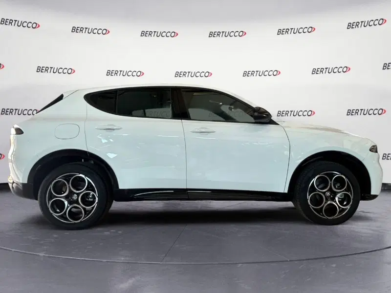 Alfa Romeo Tonale nuova a Verona (3)