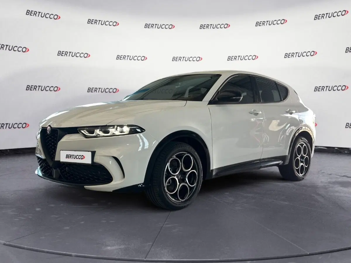 Alfa Romeo Tonale nuova a Verona (4)