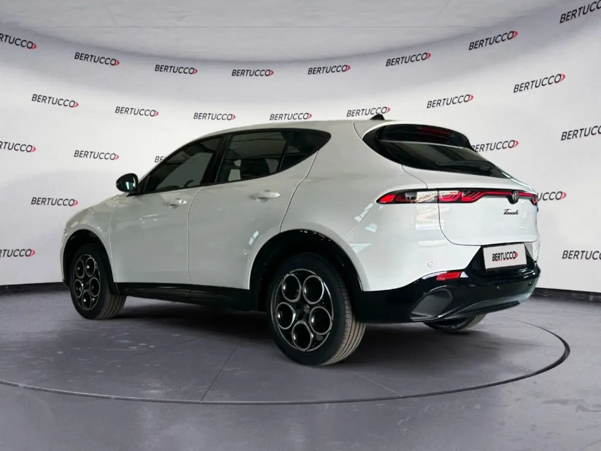 Alfa Romeo Tonale nuova a Verona (6)