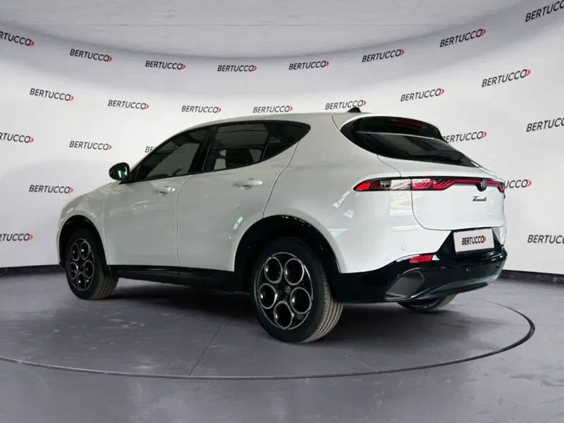 Alfa Romeo Tonale nuova a Verona (6)