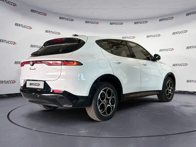 Alfa Romeo Tonale nuova a Verona (8)