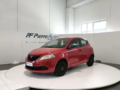 Lancia Ypsilon 1.0 FireFly 5 porte S&amp;S Hybrid Ecochic Silver del 2021 usata a L'Aquila