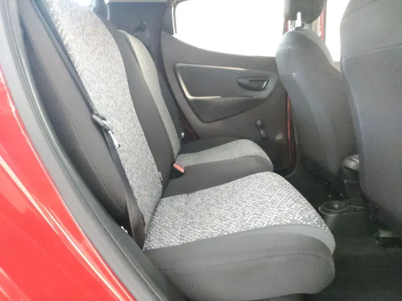Lancia Ypsilon usata a L'Aquila (14)