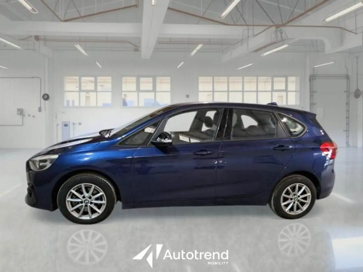 BMW Serie 2 Active Tourer usata a Bari (3)