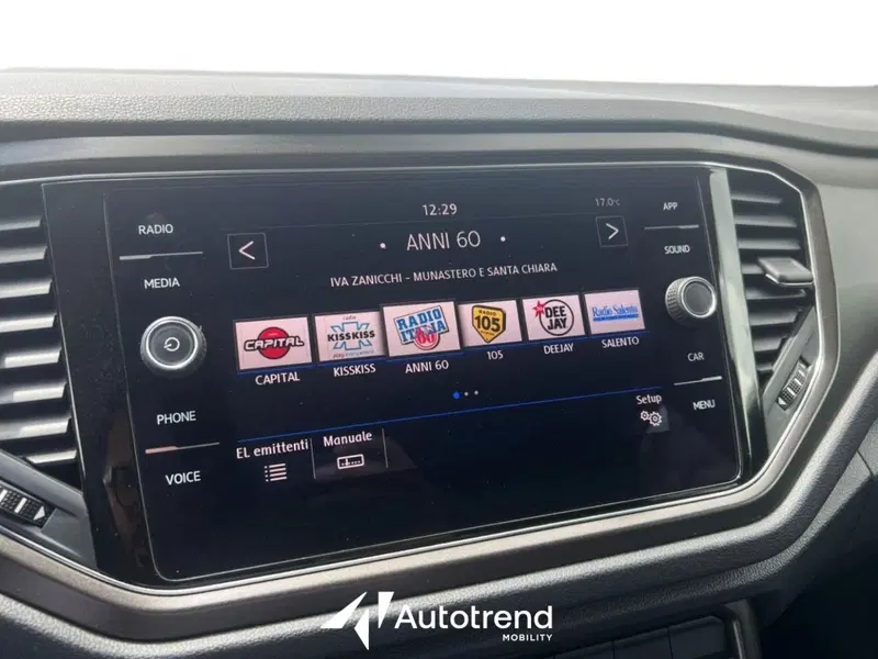 Volkswagen T-Roc usata a Bari (11)