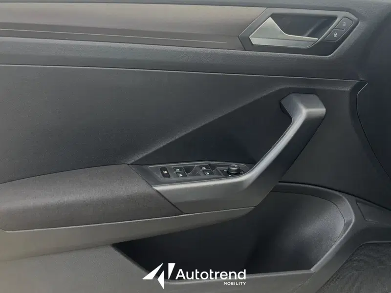 Volkswagen T-Roc usata a Bari (14)