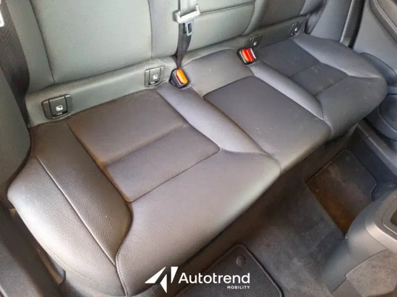 Volvo XC60 usata a Bari (11)