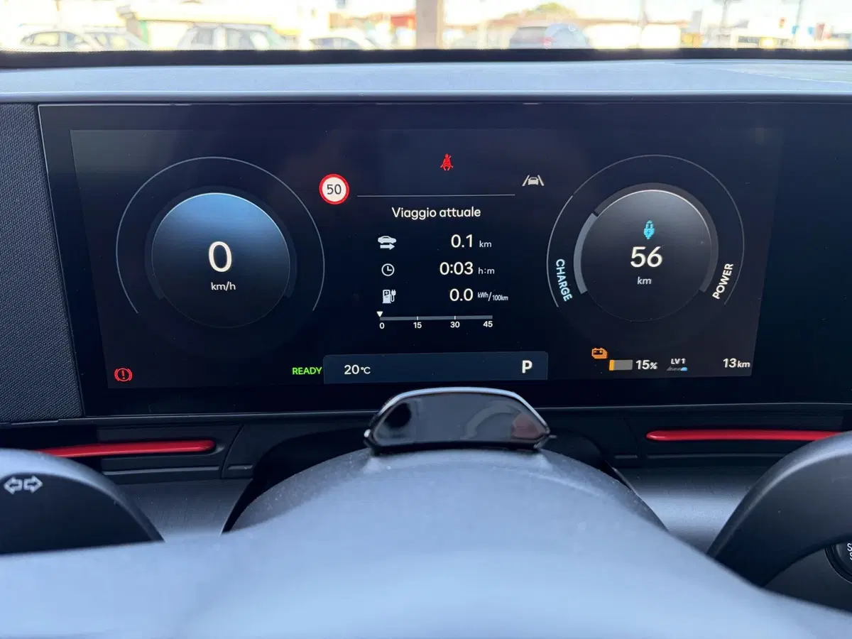 Hyundai Kona nuova a Vercelli (9)