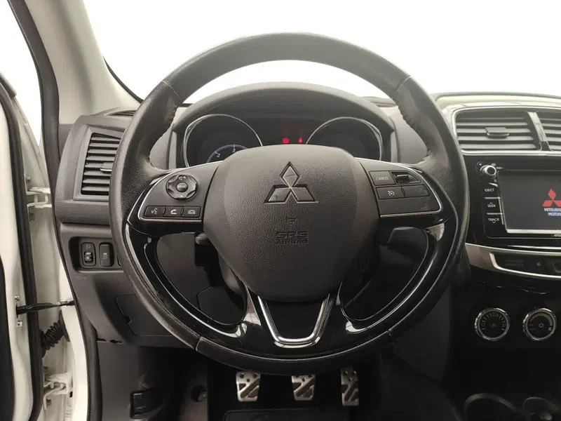 Mitsubishi ASX usata a Como (15)