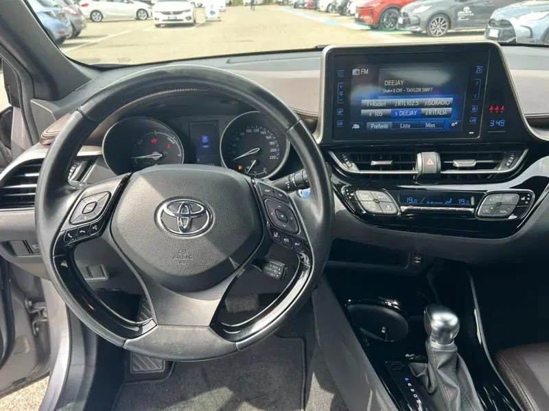 Toyota Toyota C-HR usata a Piacenza (18)