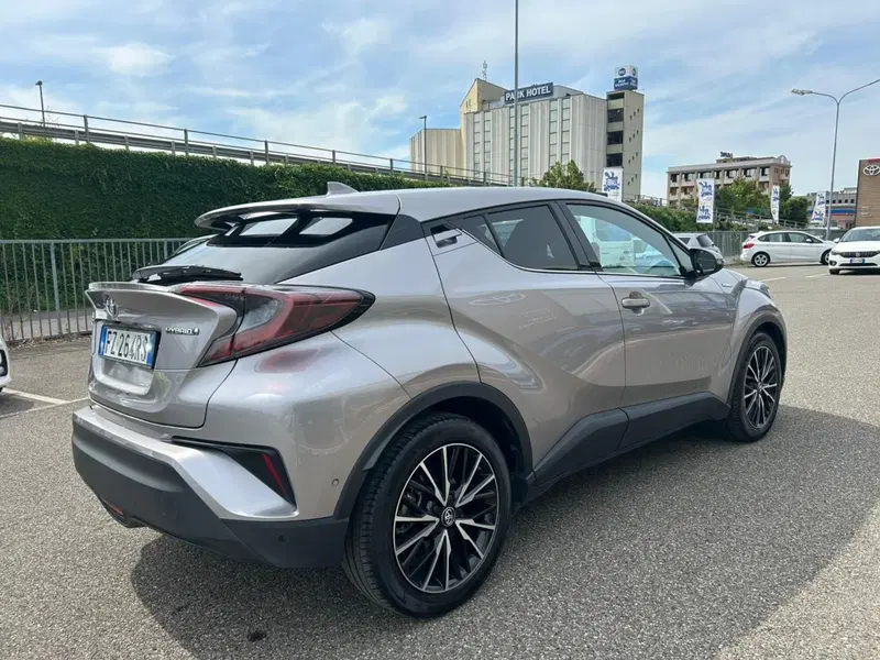 Toyota Toyota C-HR usata a Piacenza (6)
