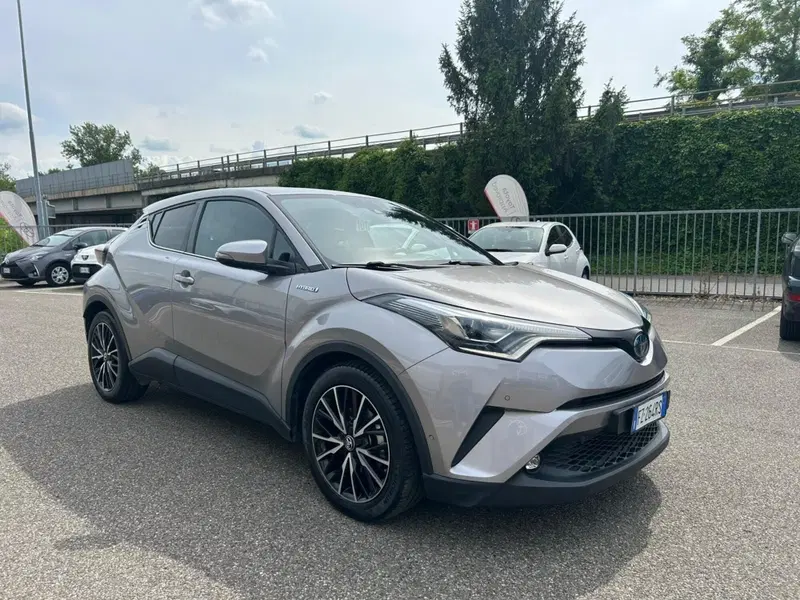 Toyota Toyota C-HR usata a Piacenza (8)