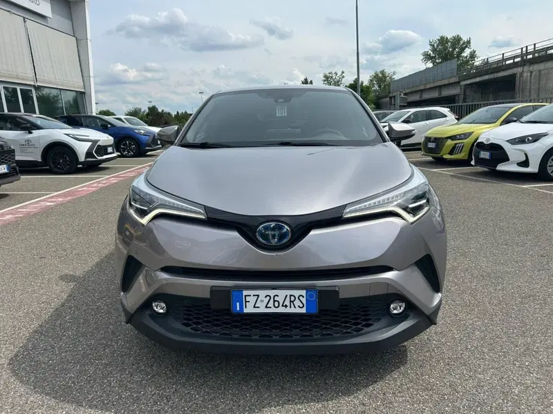 Toyota Toyota C-HR usata a Piacenza (9)